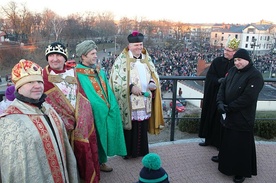 Sochaczewski Orszak Trzech Króli wyruszył ze wzgórza zamkowego