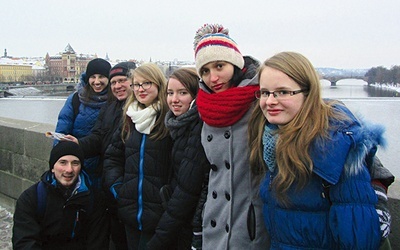 Do Pragi pojechało kilkadziesiąt młodych osób z Warmii i Mazur