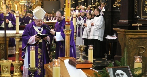 Uczeń szkoły świętych