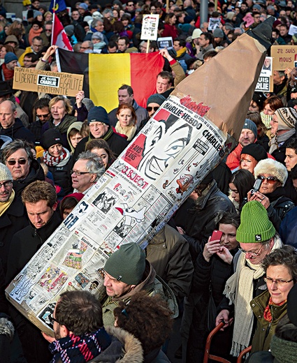 11 stycznia ulicami Paryża przeszła gigantyczna manifestacja,  która była reakcją na zamach w redakcji „Charlie Hebdo”