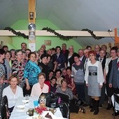 Członkowie stalowowolskiego klubu podczas spotkania opłatkowego 
