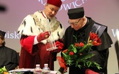 Tytuł doktora honoris causa dla abp. Wesołego