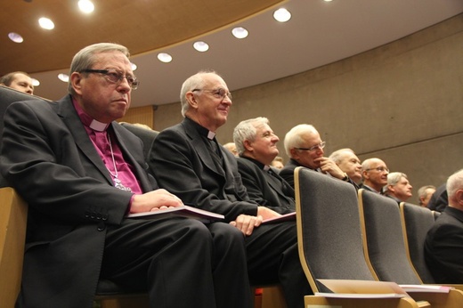 Tytuł doktora honoris causa dla abp. Wesołego