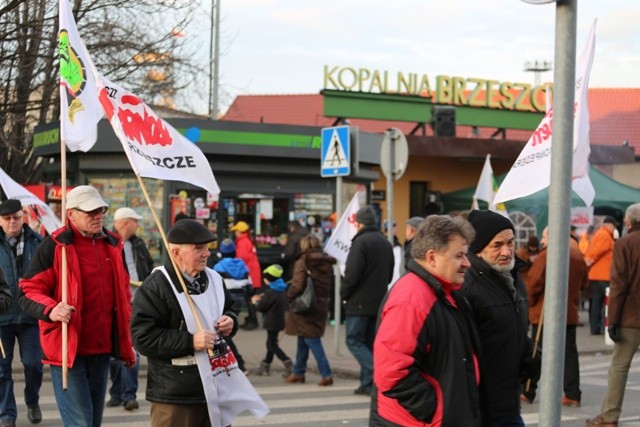 Protest mieszkańców pod kopalnią "Brzeszcze"