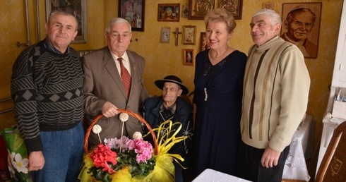 104 lata pana Stefana