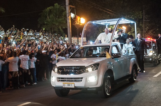 Powitanie Franciszka w Manili
