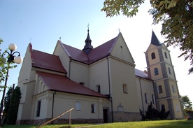 Kościół parafialny w Gowarczowie