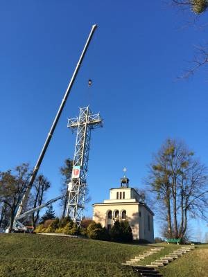 Papieski krzyż zniknął z Kaplicówki