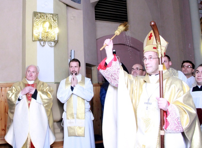 Tablice w Porąbce Uszewskiej