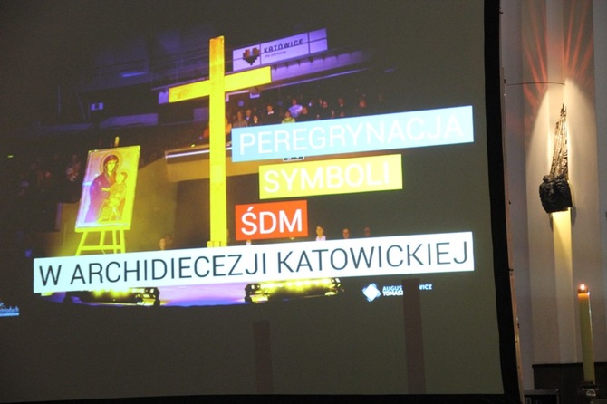 Symbole ŚDM w archikatedrze i seminarium