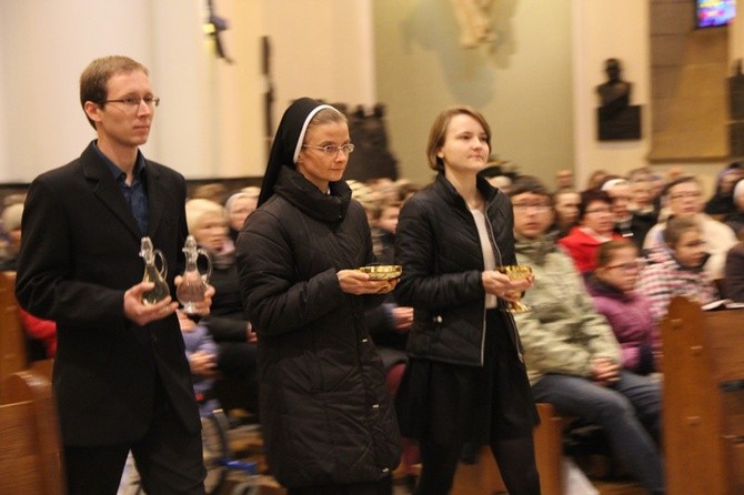 Symbole ŚDM w archikatedrze i seminarium