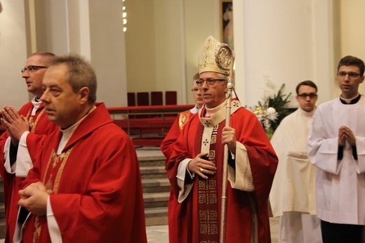 Symbole ŚDM w archikatedrze i seminarium