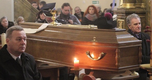 Spoczął "u siebie"