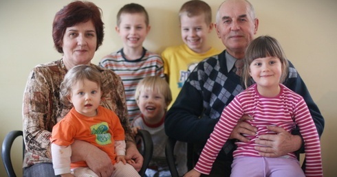 Babciu, dziadku - kochamy was