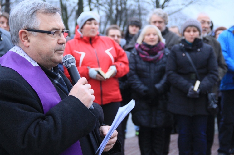 Droga Krzyżowa w 70. rocznicę wkroczenia Armii Czerwonej