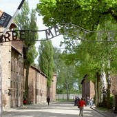 Poznamy nazwiska zbrodniarzy z Auschwitz