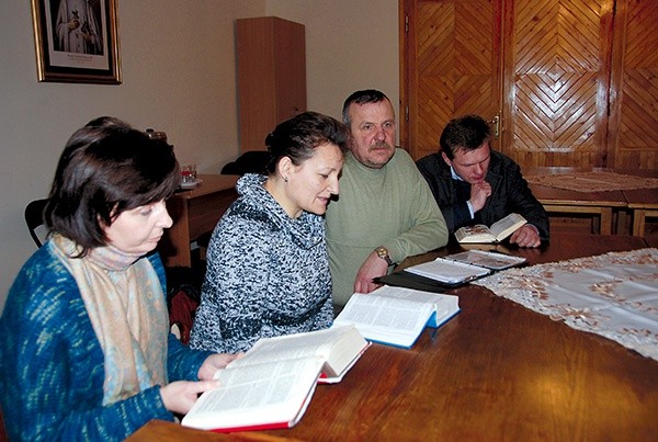  W parafii św. Michała Archanioła w każdą niedzielę odbywają się spotkania biblijne