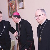  Gościem Rady Wydziału był bp Andrzej Czaja (z prawej)