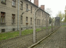 Pytanie o Auschwitz