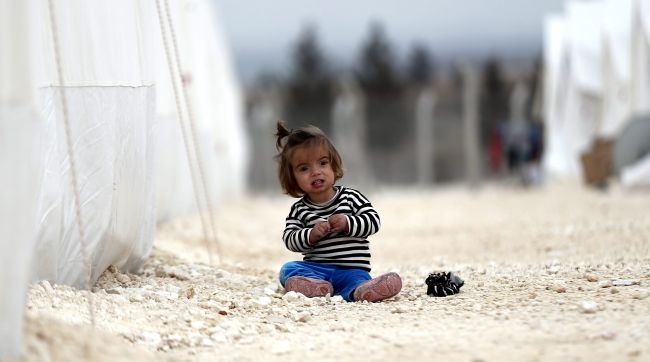 Dziewczynka w obozie dla syryjskich uchodźców w Turcji