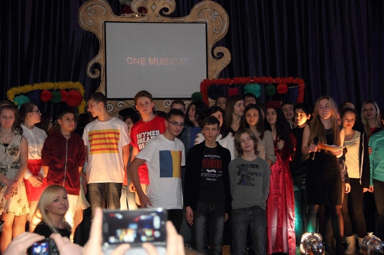 Musical "Wśród przyjaciół"