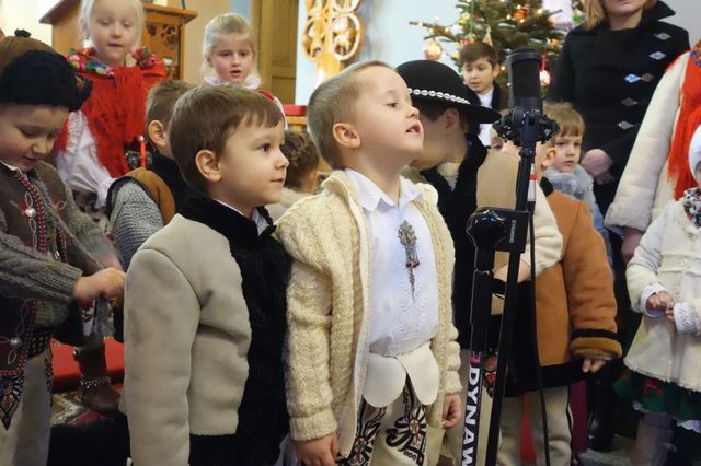 Przedszkolaki kolędowo