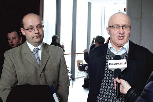 Przemysław Sycz i Jacek Kotula zostali pozwani przez szpital  Pro-Familia 