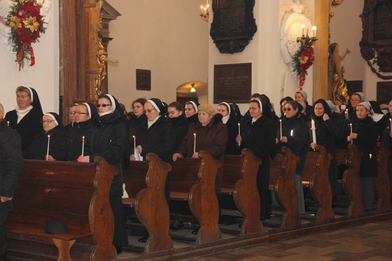 Modlitwa osób konsekrowanych w Łowiczu
