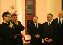Bp Roman Pindel i ks. dr Marek Studenski podczas spotkania z parlamentarzystami i samorządowcami