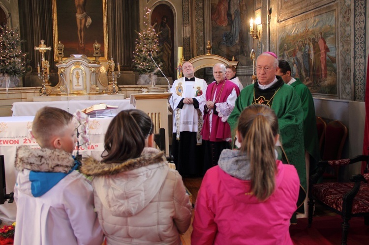 Poświęcenie dzwonów w Skułach