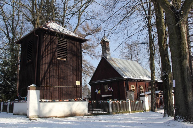 Poświęcenie dzwonów w Skułach