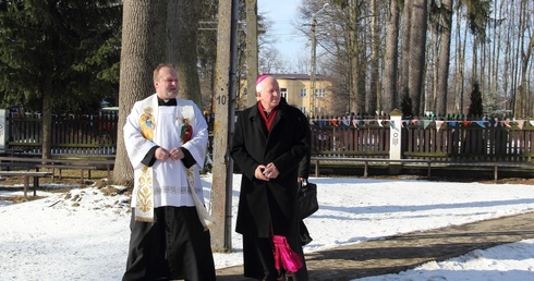 Poświęcenie dzwonów w Skułach