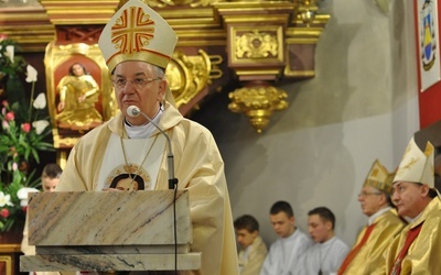 Abp Stanisław Budzik wygłasza kazanie