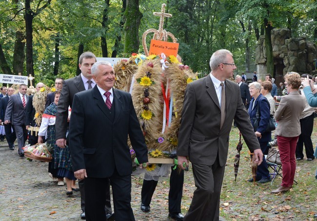 Jest czas na pracę i czas na modlitwę