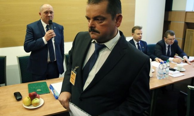 Izdebski opuścił spotkanie z Sawickim