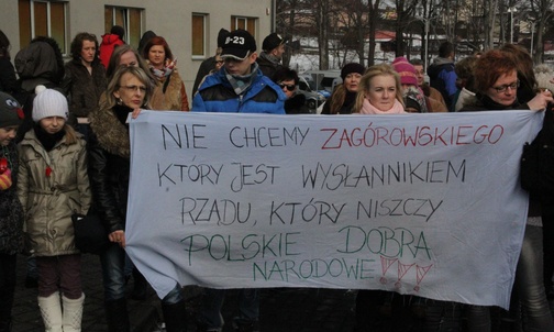 "Nadal noszę obiady"