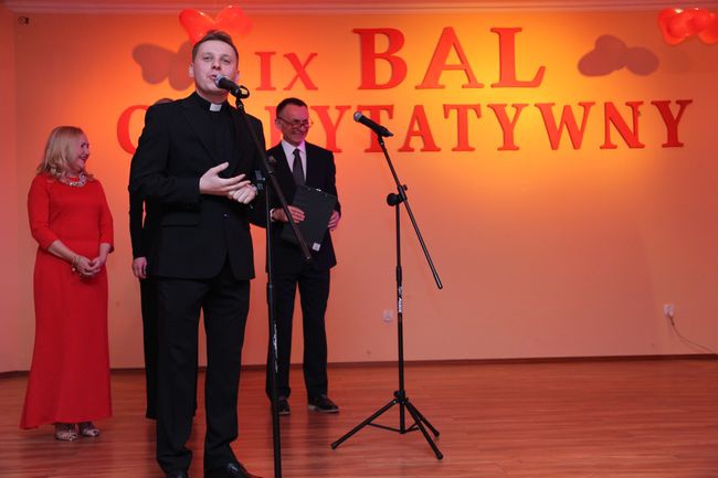 Bal charytatywny na rzecz hospicjum Caritas