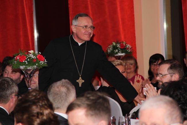 Bal charytatywny na rzecz hospicjum Caritas