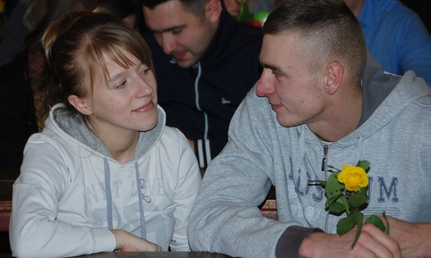 W Rzeczycy w dniu św. Walentego nrzeczeni mówili sobie o tym za co się cenią