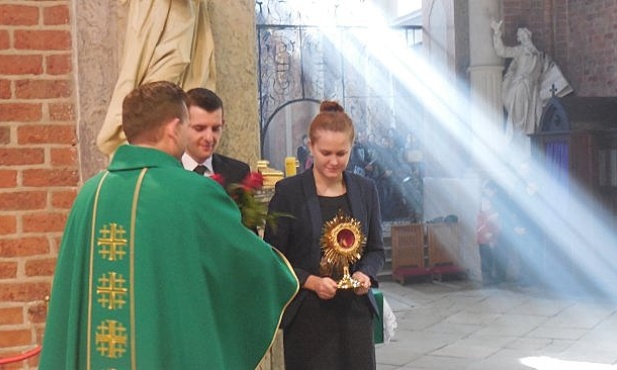 Relikwie św. Walentego na swoim miejscu