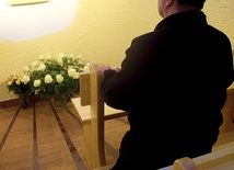  Urządzona w przedsionku kościoła, jest otwarta codziennie  w godz. od 8 do 19. Każdy może wejść do niej na chwilę modlitwy,  nawet zimą. W pomieszczeniu jest ogrzewanie podłogowe