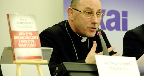 Nauka katolicka receptą na kryzys