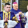 Diakon Sebastian Makuch podczas Mszy św. na rozpoczęcie Roku Życia Konsekrowanego 