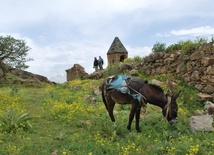 Ormiańskie kościoły w okolicach jeziora Wan