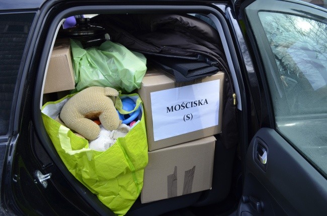 Dary (niby) dla Jezusa