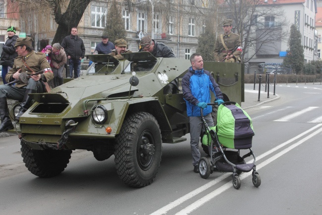 Zabrali pułkownika!