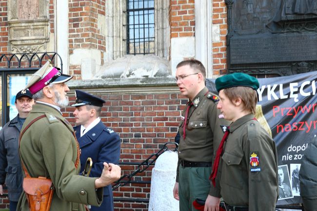 W hołdzie żołnierzom wyklętym. Kraków 2015