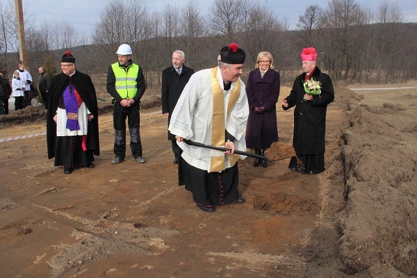 Rozpoczęcie budowy kościoła w Wejherowie