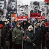 Demonstracja w Moskwie 1 marca 2015 zamieniła się w żałobny marsz  