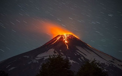 Tysiące ewakuowanych po erupcji wulkanu